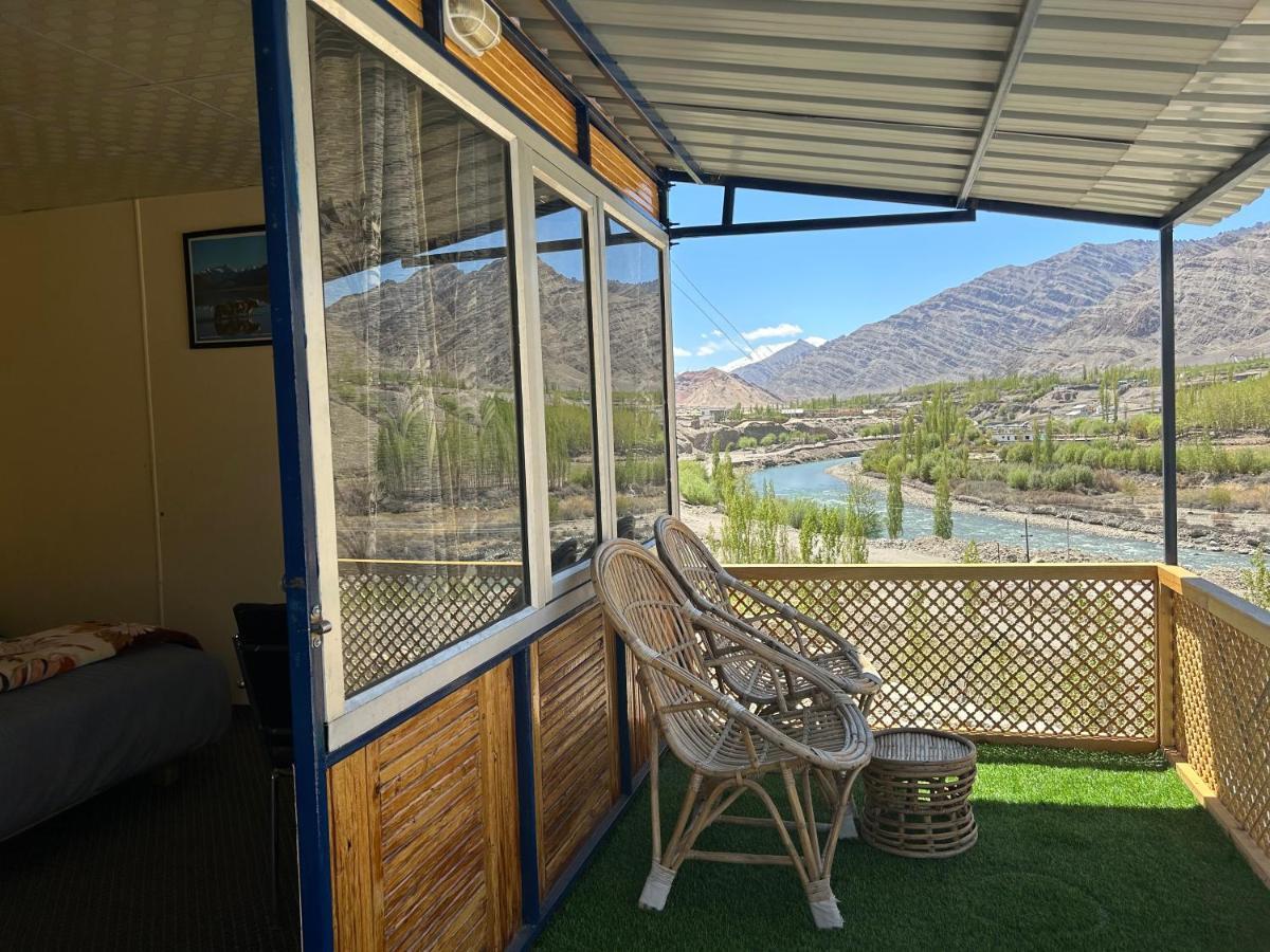 Neryok'S Indus View Hotel Chimre Luaran gambar